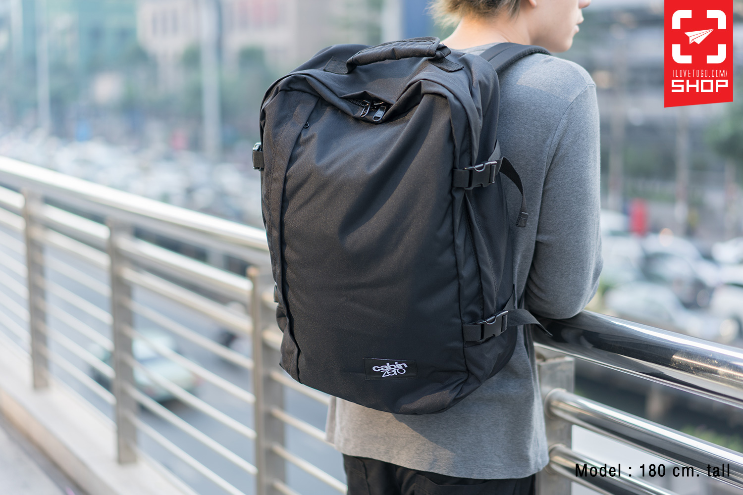 CabinZero Classic Black 44L